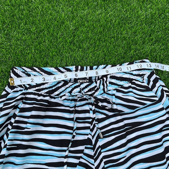DKNY Zebra Print Pants size small - Picture 4 of 7